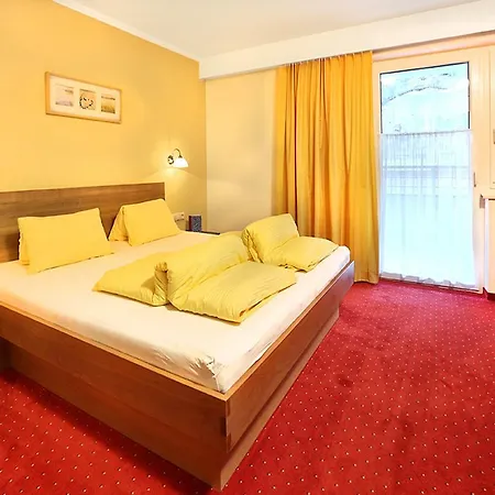 斯波特于特菲戈尔公寓 *